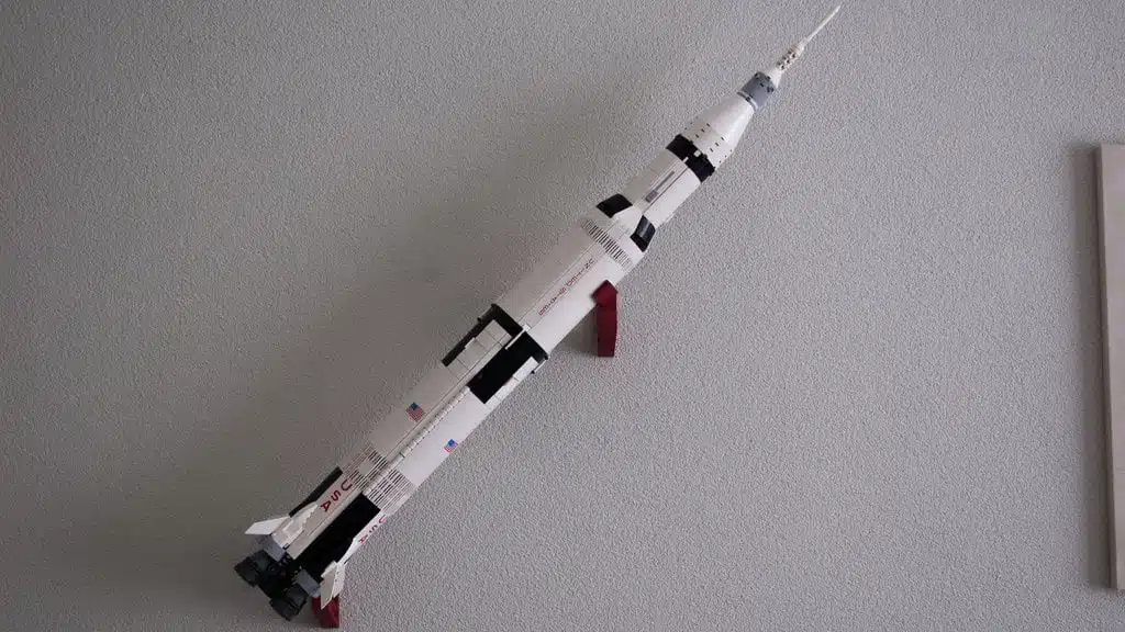 Veggfeste for LEGO® NASA Apollo Saturn V