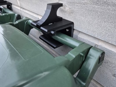 Feste til søppeldunk